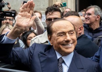 Berlusconi compie 86 anni, festa in famiglia ad Arcore