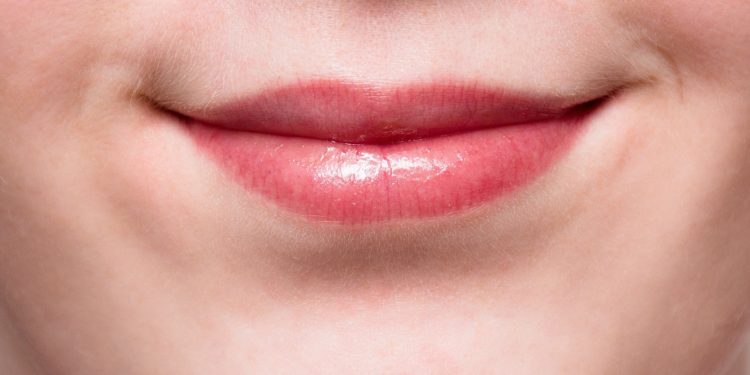 Come appianare le rughe intorno agli occhi