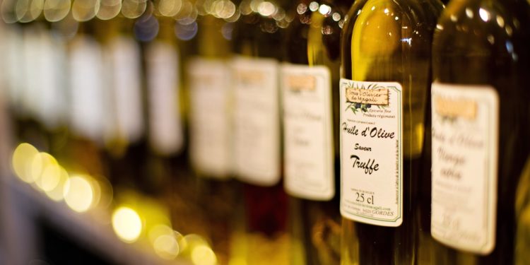 L’olio extravergine d’oliva al centro della dieta mediterranea