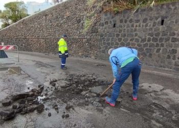 PIOVE, DISASTRO STRADE ALLAGATE E DISSESTATE A FORIO