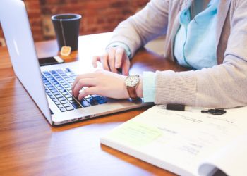 Conviene portare un PC in un centro assistenza?