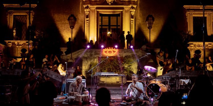 RICCI WEEKENDER WINTER EDITION: IL 26 DICEMBRE A PALAZZO BISCARI CON IL PIANO DI TRISTANO E LA WINE LIST DI GIUSEPPE CIPOLLA