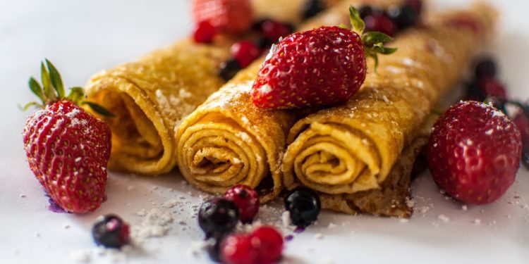 Come preparare le crepes e con cosa guarnirle