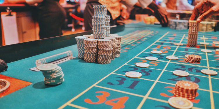 Chi manovra la Roulette: ecco cosa sapere sul croupier