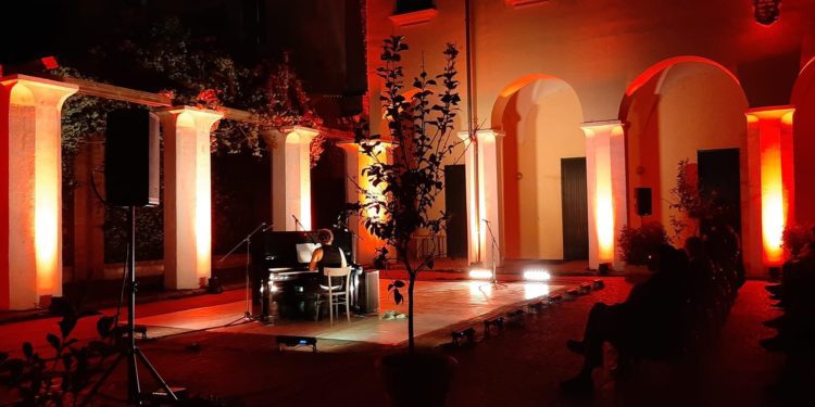 Ablativo e presenta a Salerno la VII edizione della Stagione Mutaverso Teatro