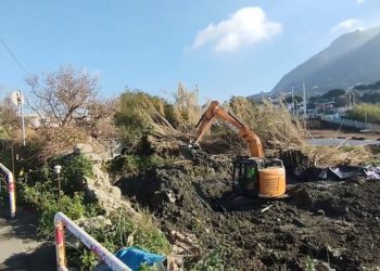 “FANGO DELL’ALLUVIONE TRASPORTATO IN TERRAFERMA PER FARNE MATTONI