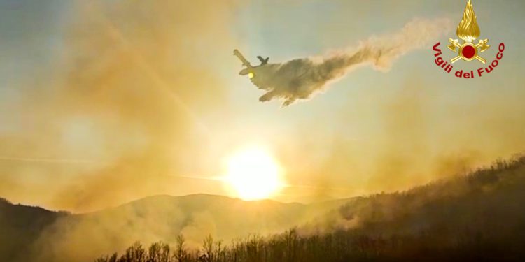 INCENDIO BOSCHIVO IN PROVINCIA DI ISERNIA
