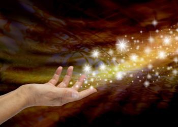 Magia bianca: come si usa per far innamorare un uomo?