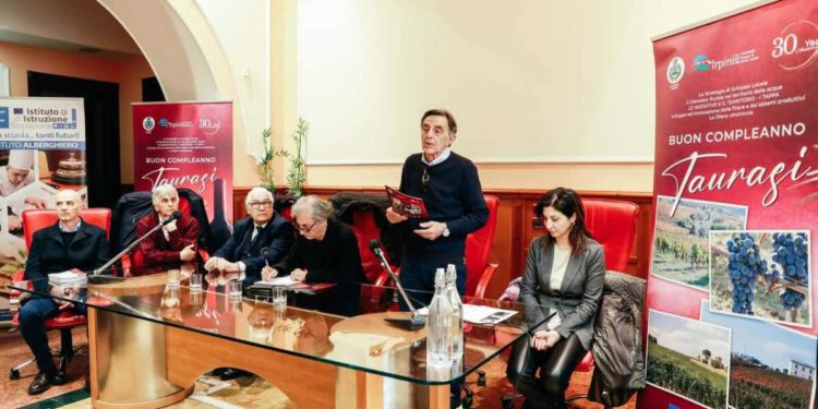 Buon compleanno Taurasi, Gal Irpinia e Comune celebrano i trent’anni della Docg