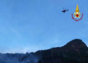 Incendio boschivo sul Monte Jama