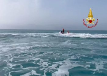 La ricerca dei dispersi a Cutro