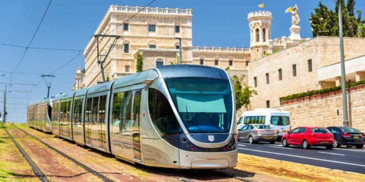 Avellino, metro leggera si parte lunedì 3 aprile