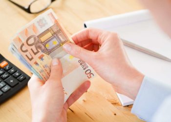 Fino a 3mila euro per i titolari di Postepay, ecco come