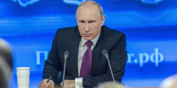 Cosa potrebbe accadere dopo il mandato d’arresto di Putin