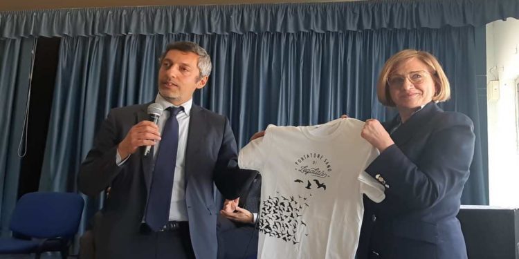 Il Sostituto Procuratore della DDA di Napoli: “Siate portatori di legalità”