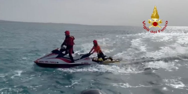 Cutro: Naufragio migranti nel Crotonese, proseguono le ricerche dei dispersi | Il Video