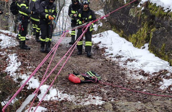 Sasso Marconi: Corso basico speleo alpino fluviale | Il video