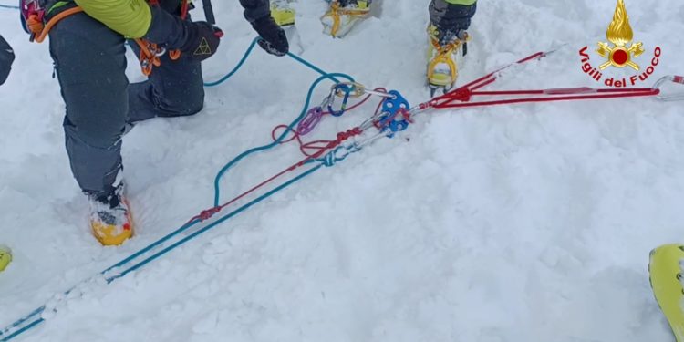 Resia: Operazioni di soccorso tra neve e ghiaccio | Il Video