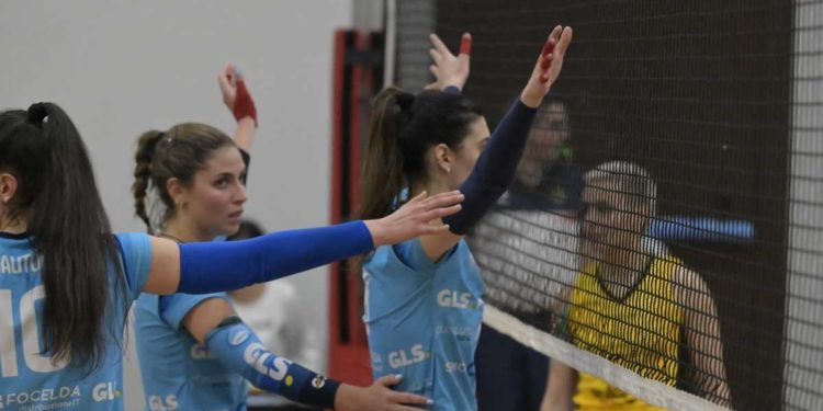 Il Volley Napoli vince Gara 2 contro Carbat Matese: domenica 14 la sfida decisiva