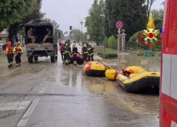 Maltempo in Emilia Romagna, 600 vigili del fuoco impegnati nei soccorsi
