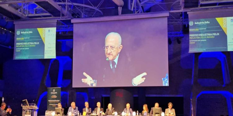 A LUIGI SNICHELOTTO IL PREMIO INDUSTRIA FELIX, TRA LE AZIENDE PIU’ COMPETITIVE DELLA CAMPANIA, PER SOSTENIBILITA’ ECONOMICA, SOCIALE E AMBIENTALE