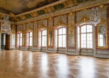 Una principessa a Palazzo Fauzone: Elia Zaharia Zogu ospite per il Salone del Libro nel relais di charme di Mondovì