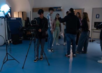 Presentazione del cortometraggio Save The Queen al Teatro Comunale Luigi De Lise di Sarno