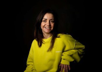 Prosegue verso il nord Italia la danza di Alessandra Gaeta: a luglio dalla Dansfabrik di Bari la performer pugliese approda il 16 al Milano Dancing City