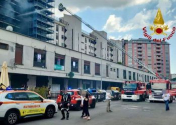 Roma: Incendio in zona Coli Aniene, deceduto un uomo soccorse nove persone | Il video