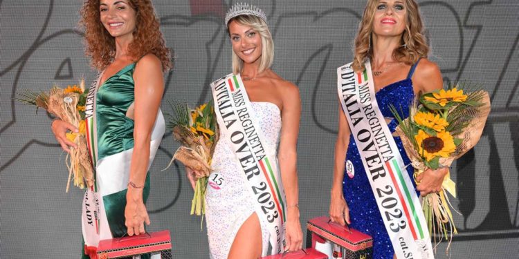 Miss Reginetta d’Italia Over 2023: conquistate le tre corone dalle donne più belle di tre generazioni