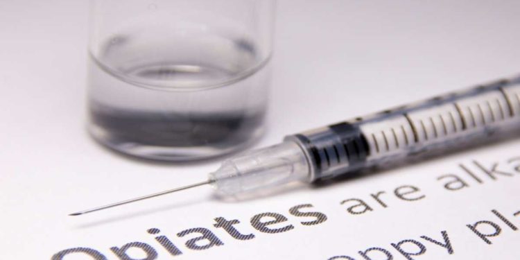 Dipendenza da oppiacei: guadando “PainKiller”, qual è la situazione italiana?