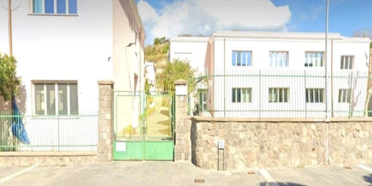 GENNARO SAVIO: “ACCOLTE LE PROPOSTE DEI GENITORI, PRESSO L’ISTITUTO COMPRENSIVO ‘FORIO 1’ ABBASSATA LA QUOTA DEL CONTRIBUTO VOLONTARIO”