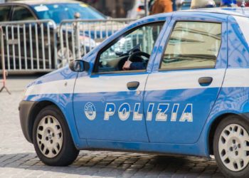 Napoli, blitz contro clan Di Lauro: 27 arresti, anche cantante Tony Colombo