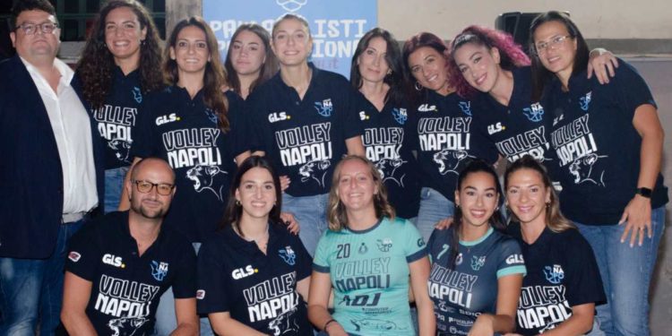 Volley Napoli, ieri la presentazione della stagione: «Vogliamo rappresentare Napoli nel nazionale»