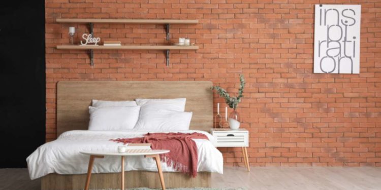 Camera dal letto, come scegliere la decorazione giusta per le pareti