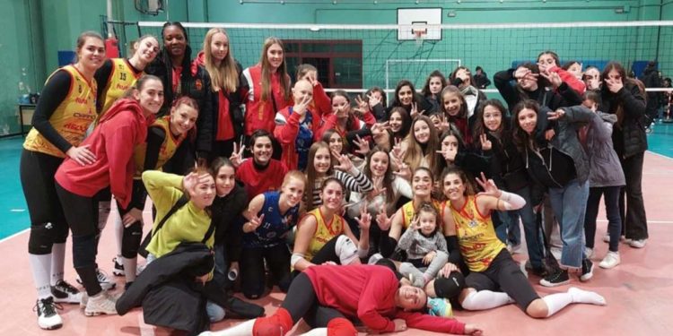 ACCADEMIA, PRIMA VITTORIA NEL DERBY CON LA VOLARE