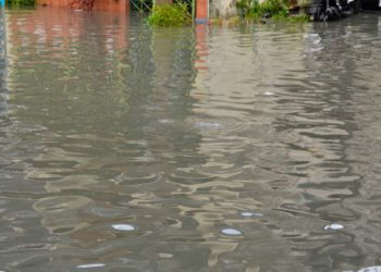 Alluvione Prato, in tre ore 200 mm di pioggia. Sindaco in città: “Uno choc”