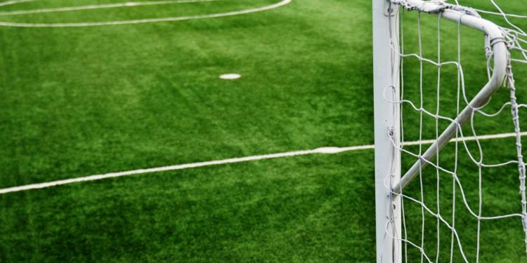 IL BUIO NEL MOMENTO DI MASSIMA LUCE, IL DERBY SOSPESO SUL 3-1 PER LO SPORTING