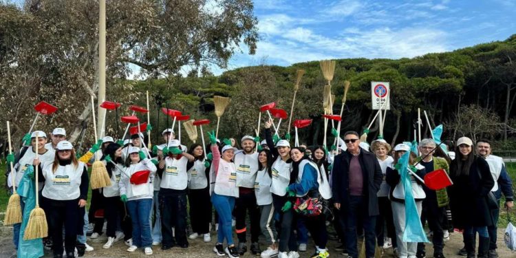 McDonald’s Salerno e Potenza, alunni delle scuole e volontari insieme contro l’abbandono dei rifiuti