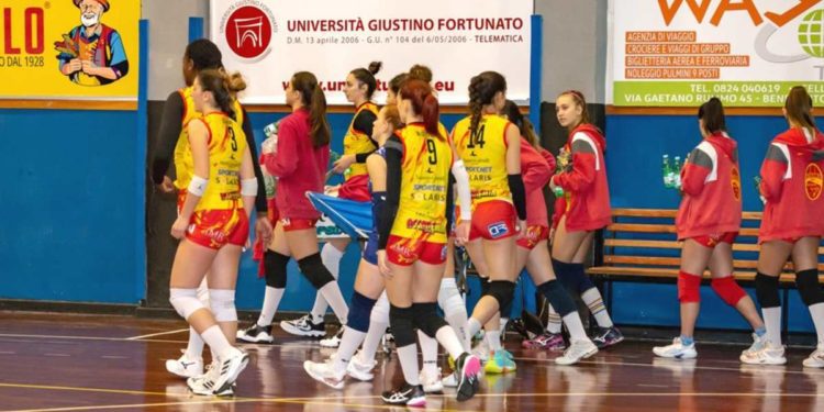 ACCADEMIA SUPERATA IN QUATTRO SET A MONOPOLI