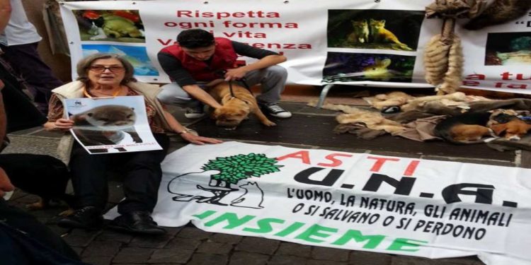 AD ASTI UN “BANCHETTO BENEFICO” PER GLI ANIMALI PER AIUTARE L’ASSOCIAZIONE CHE SI OCCUPA DELLE TARTARUGHE DEI GIARDINI PUBBLICI DELLA CITTA’