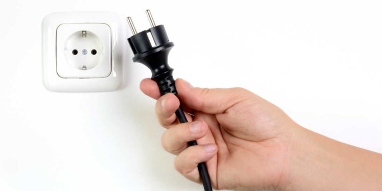 Bonus bollette 2024, agevolazione per energia elettrica: come richiederlo