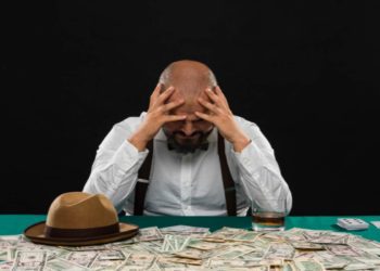 Questo Natale, trova la forza di chiedere aiuto