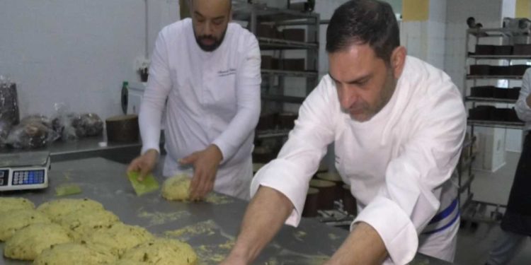 PANETTONE AL CIOCCOLATO: L’ISCHITANO ALESSANDRO SLAMA E’ VICE CAMPIONE ITALIANO COL SUO “WONKA”