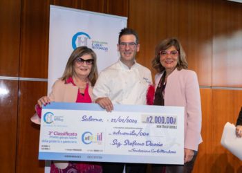 SILVIA CHIRICO VINCE SELF M-AID AWARD