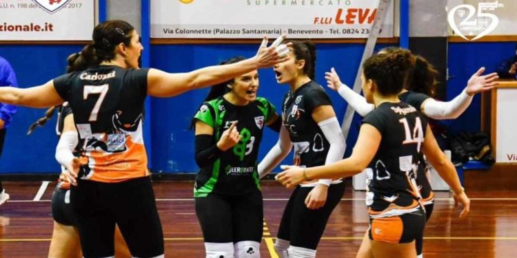 La Intec Service SG Volley vince lo scontro diretto contro la Fenix Monopoli e vede la salvezza!