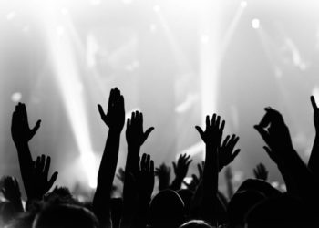 Angelina Mango raddoppia le date del tour, sold out a Roma e Napoli