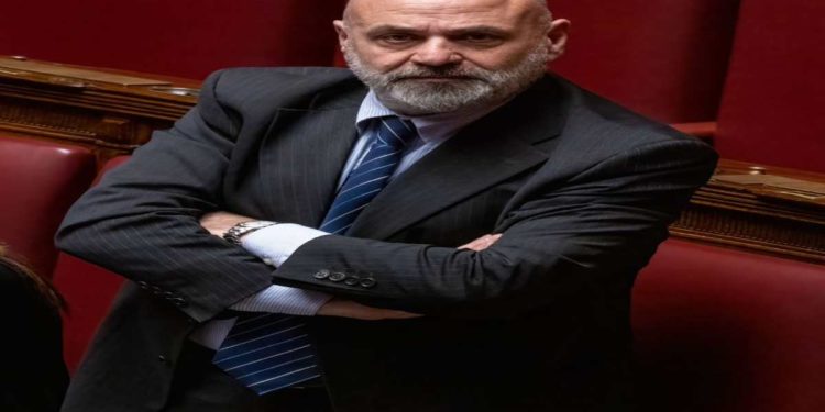 Esce il quarto volume della collana di libri “Racconti dal Golfo”scritto dall’attore e parlamentare Gaetano Amato che verrà presentato a Castellammare di Stabia