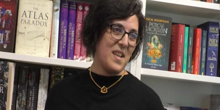 “L’ISOLA NEL SOLE”, IL LIBRO DI UNA COPPIA INGLESE IN LUNA DI MIELE AD ISCHIA NEL 1930 E CHE ESALTA LE BELLEZZE DELL’ISOLA VERDE E LA BONTA’ DEGLI ISCHITANI