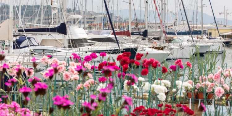 TORNA A GENOVA DAL 17 AL 19 MAGGIO 2024 YACHT & GARDEN: TRE GIORNI DI IMMERSIONE NELLA BELLEZZA DEL VERDE E DEL MARE